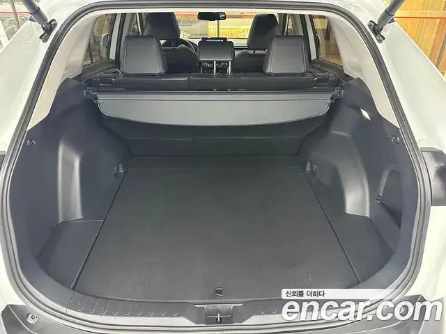 Toyota RAV4 2025 — Photo 12/20