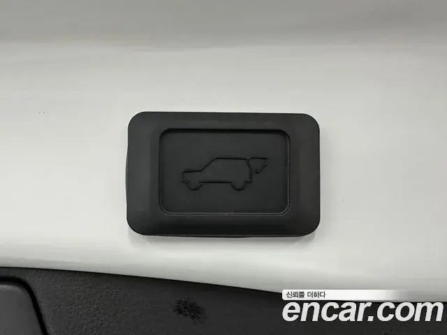 Toyota RAV4 2025 — Photo 6/20