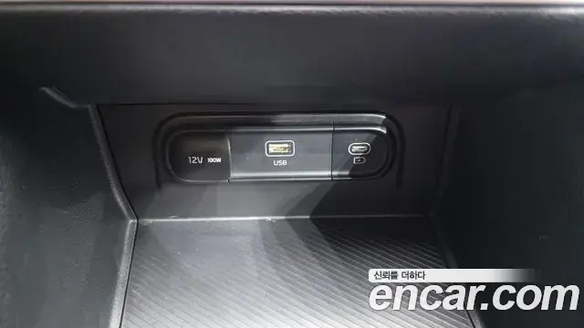 Kia Sportage 2021 — Фото 13/20