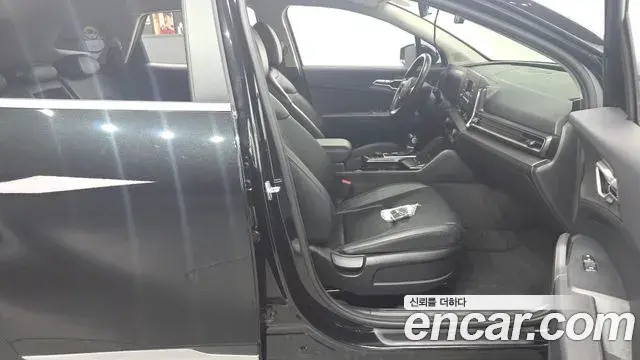 Kia Sportage 2021 — Şəkil 16/31