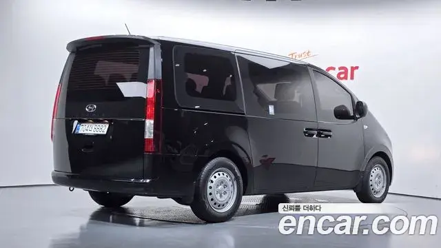 Hyundai Staria 2022 — Фото 2/20
