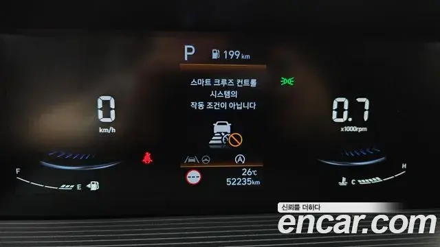 Hyundai Staria 2022 — Фото 8/20