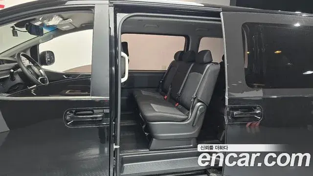 Hyundai Staria 2022 — Фото 12/20