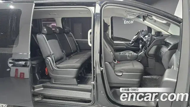 Hyundai Staria 2022 — Şəkil 15/31