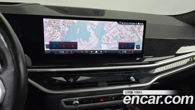 BMW X6 2023 — Photo 2/34