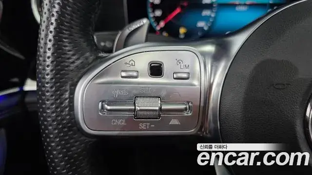 Mercedes-Benz AMG GT 2021 — Şəkil 18/34