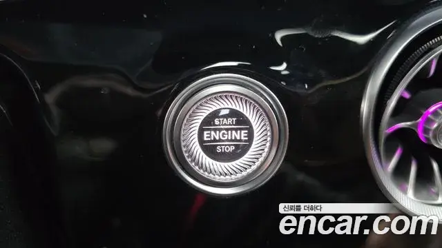 Mercedes-Benz AMG GT 2021 — Şəkil 33/34