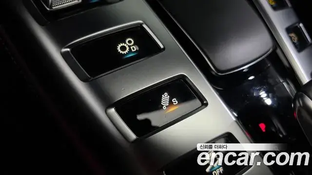 Mercedes-Benz AMG GT 2021 — Şəkil 32/34