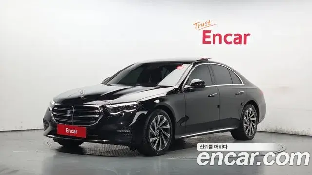 Mercedes-Benz E-Class 2025 — Şəkil 12/34