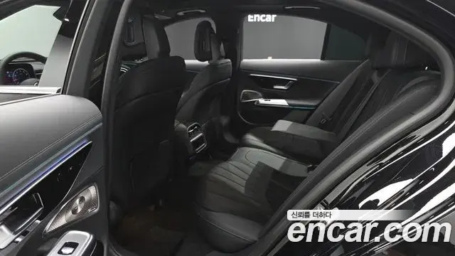 Mercedes-Benz E-Class 2025 — Şəkil 22/34