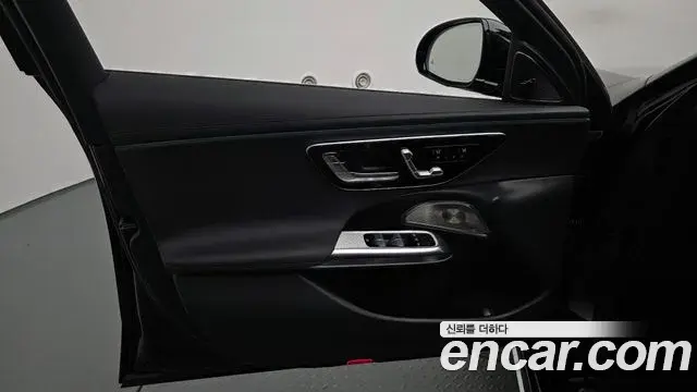 Mercedes-Benz E-Class 2025 — Şəkil 34/34