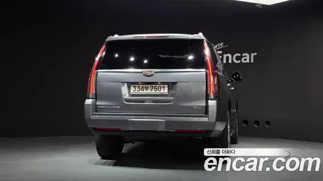Cadillac Escalade 2019 — Фото 4/20