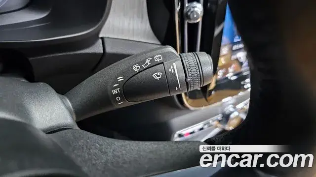 Volvo XC40 2022 — Photo 25/40
