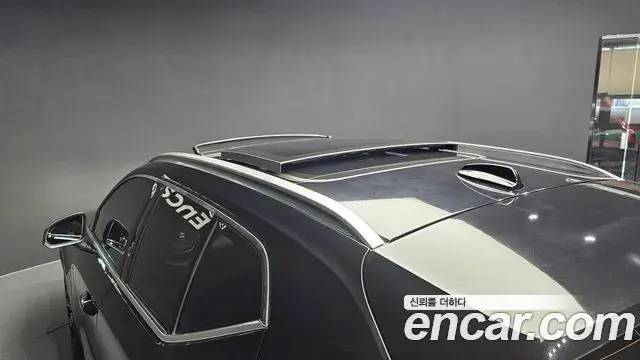 Volvo XC40 2022 — Photo 6/40