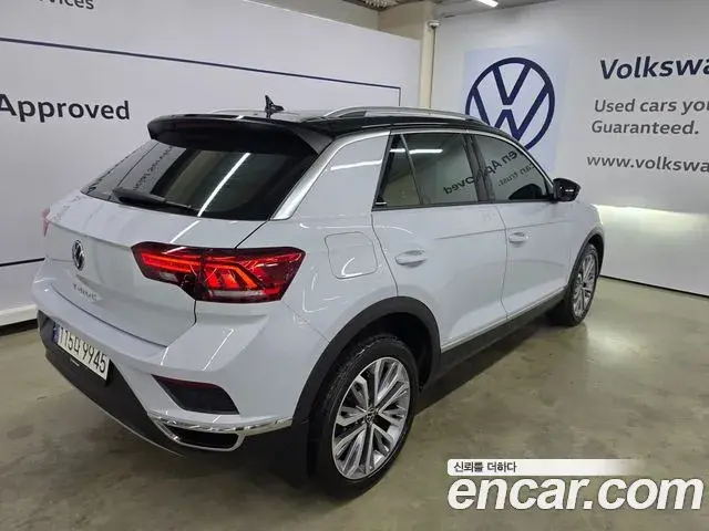 Volkswagen T-Roc 2021 — Photo 8/20
