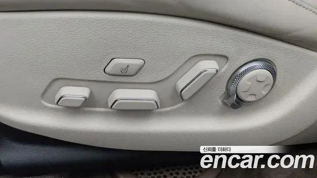 Genesis GV80 2022 — Photo 8/20
