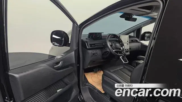 Hyundai Staria 2024 — Фото 10/20