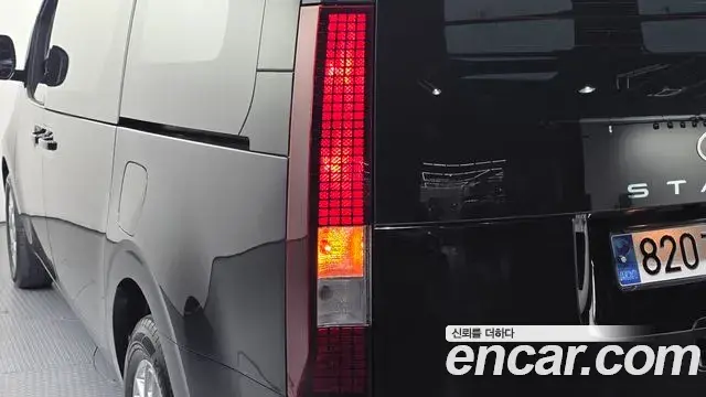 Hyundai Staria 2024 — Şəkil 28/30