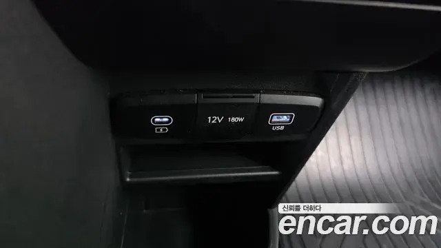 Hyundai Staria 2024 — Şəkil 22/30
