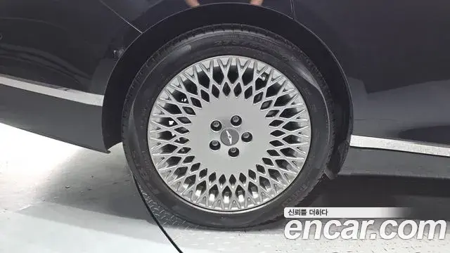 Genesis G80 2020 — ფოტო 32/35