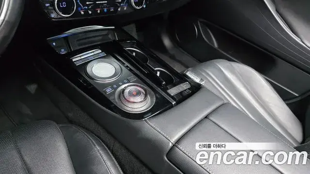 Genesis G80 2020 — ფოტო 18/35