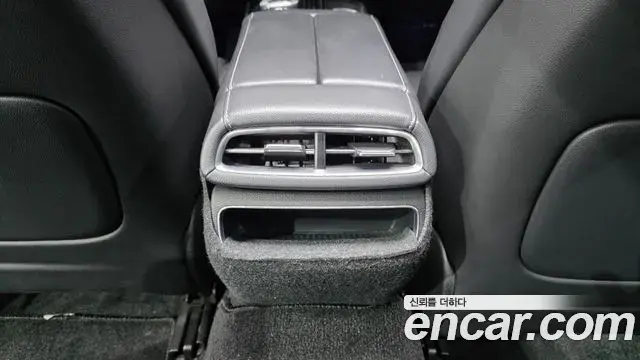 Genesis G80 2020 — ფოტო 15/35