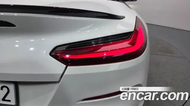 BMW Z4 2020 — ფოტო 27/33