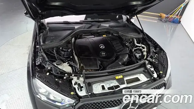 Mercedes-Benz GLC-Class 2024 — ფოტო 23/32
