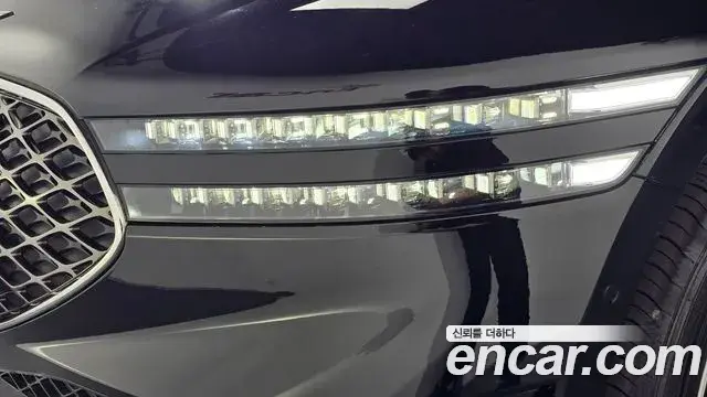 Genesis G90 2023 — ფოტო 9/42