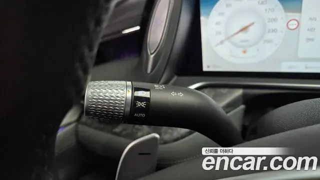 Genesis G90 2023 — ფოტო 2/42