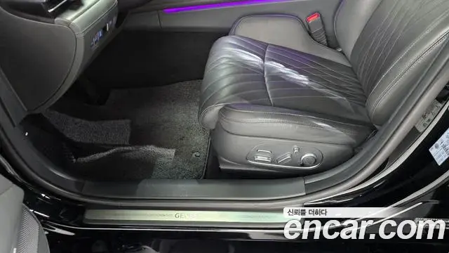 Genesis G90 2023 — ფოტო 38/42