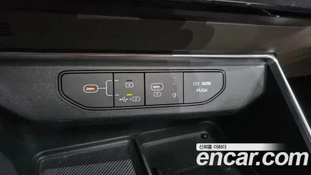 Kia Carnival 2024 — Фото 12/20
