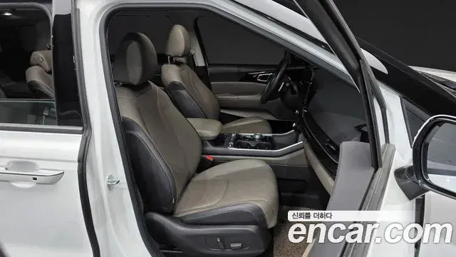 Kia Carnival 2024 — Photo 4/40