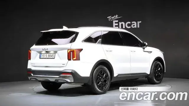Kia Sorento 2024 — Фото 2/20