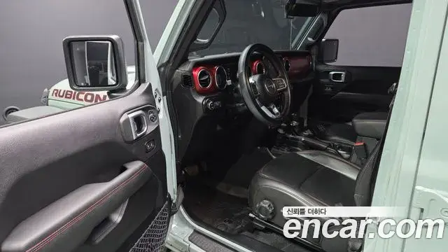Jeep Wrangler 2023 — Фото 10/20
