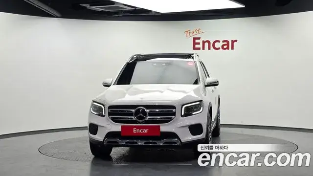Mercedes-Benz GLB-Class 2022 — ფოტო 3/20