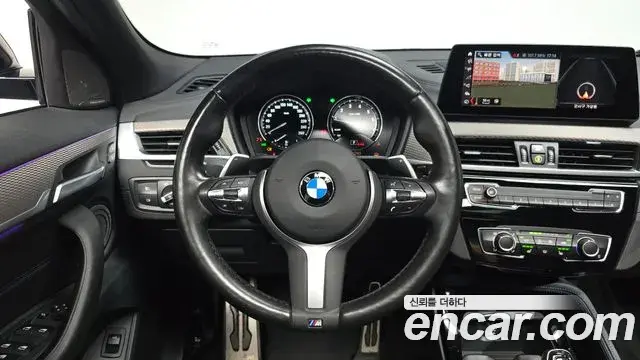BMW X2 2021 — Фото 13/20