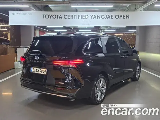 Toyota Sienna 2025 — Şəkil 11/20