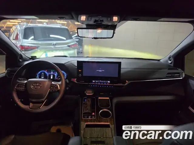 Toyota Sienna 2025 — Şəkil 16/20