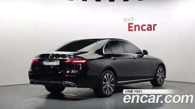 Mercedes-Benz E-Class 2021 — Şəkil 2/20