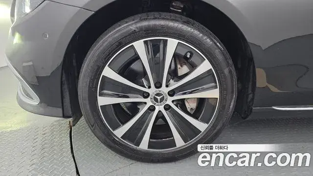 Mercedes-Benz E-Class 2021 — Şəkil 5/20