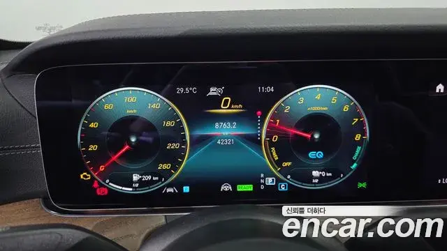 Mercedes-Benz E-Class 2021 — Şəkil 8/20