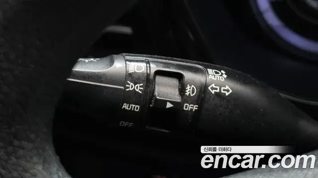 Kia Niro 2020 — Фото 15/19