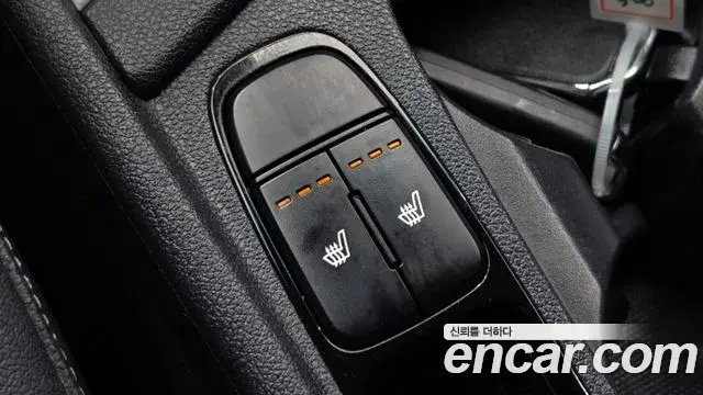 Kia Niro 2020 — Фото 18/19