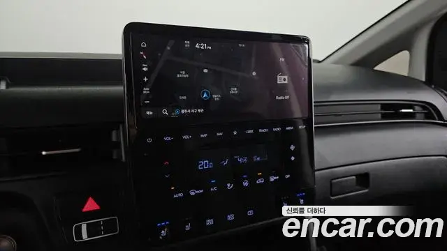 Hyundai Staria 2021 — Фото 14/20