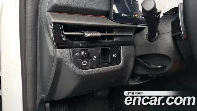 Kia Sportage 2024 — Şəkil 19/36