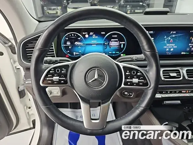 Mercedes-Benz GLE-Class 2023 — Фото 8/18