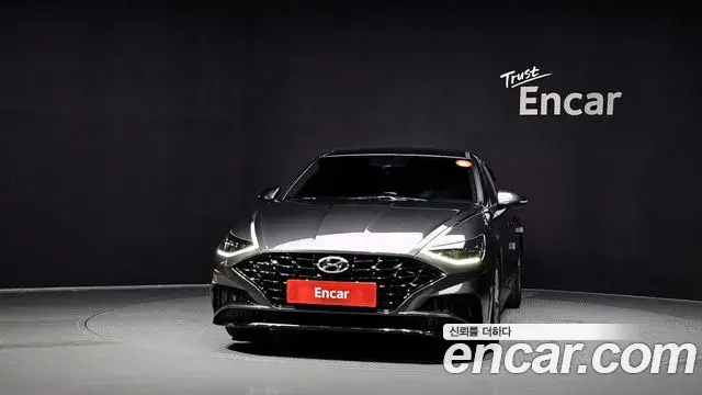 Hyundai Sonata 2019 — Фото 3/20