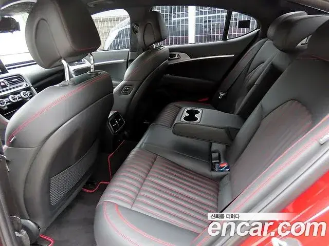 Genesis G70 2019 — Photo 5/20