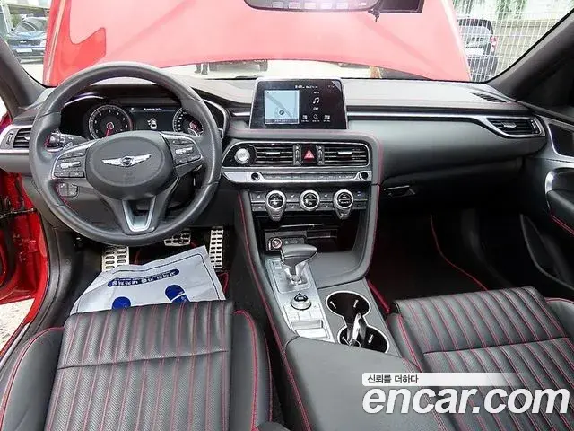 Genesis G70 2019 — Photo 9/20
